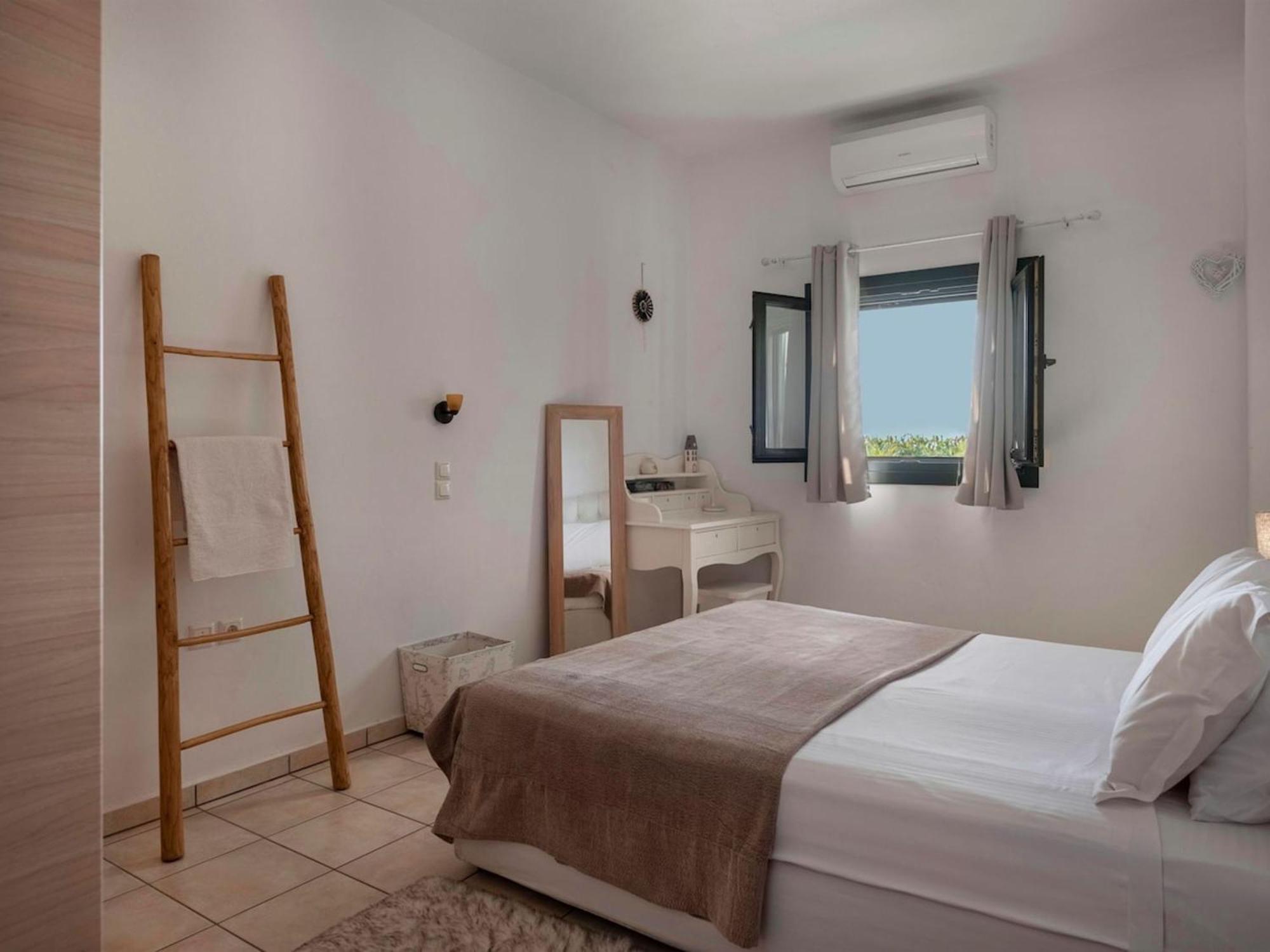 Villa Franca Ideal For Wedding Parties Парос Екстериор снимка